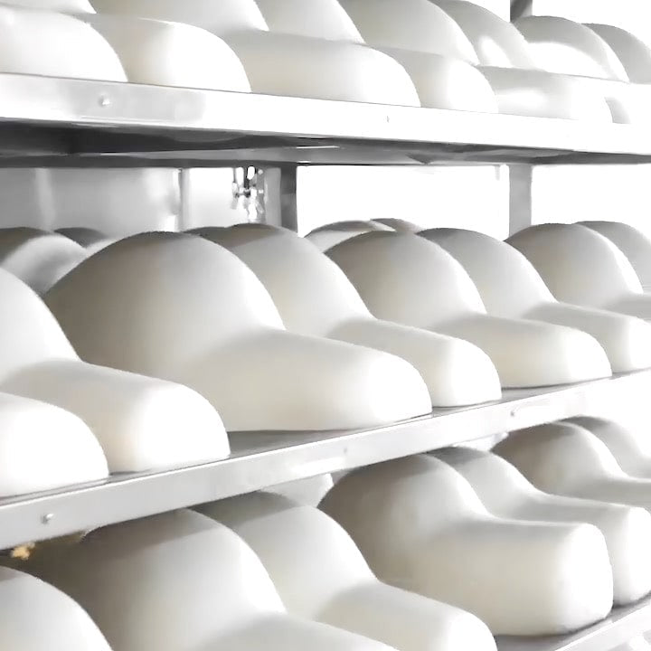 🍑 Sap to Sleep: The Making Of A World Cl-Ass Pillow